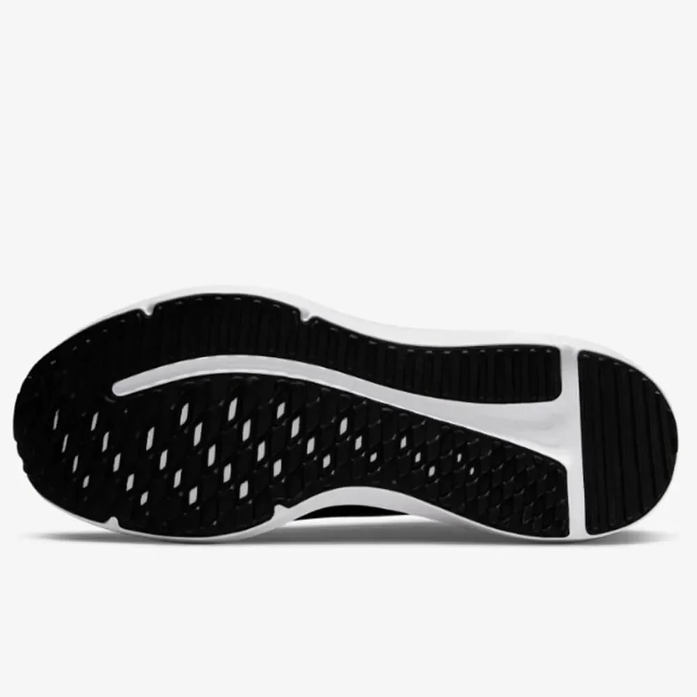 NWT Nike Downshifter 12 Extra Wide Men's Running Shoes Black/White US 8.5